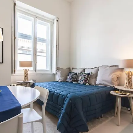 Appartement Cozy In Chiado In *